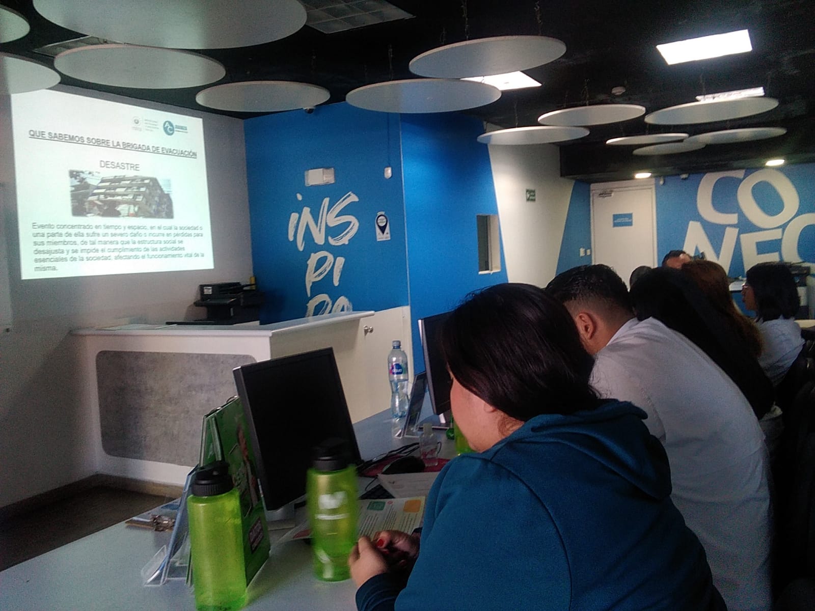 Descripción de la imagen 1