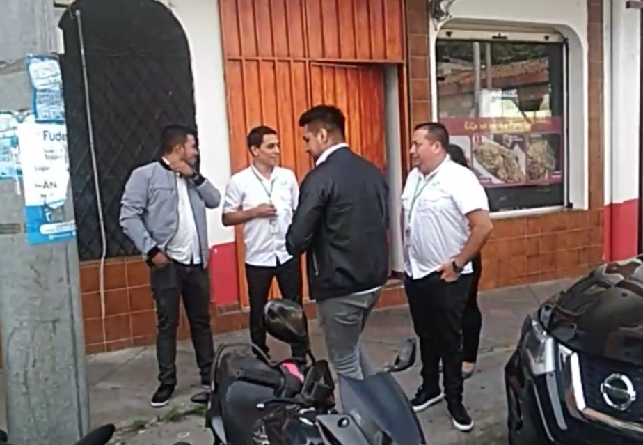 Descripción de la imagen 1